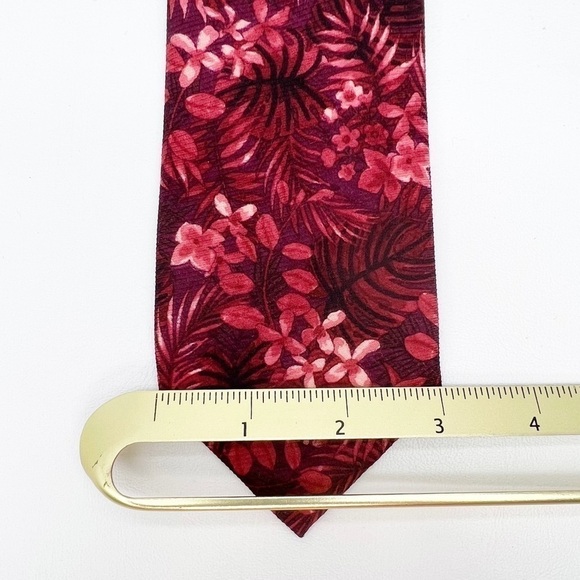 Tommy Bahama Tie Wool & Silk Reds & Pinks Floral Leaves Palm Necktie New NWT - Picture 2 of 5